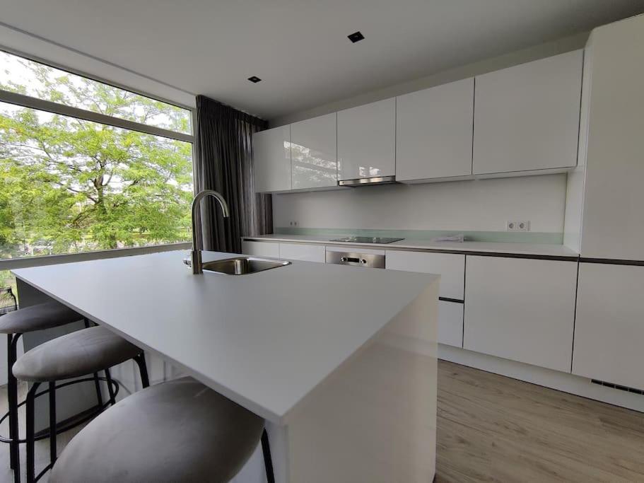 K50165 Modern Apartment Near The Center And Free Parking Эйндховен Экстерьер фото
